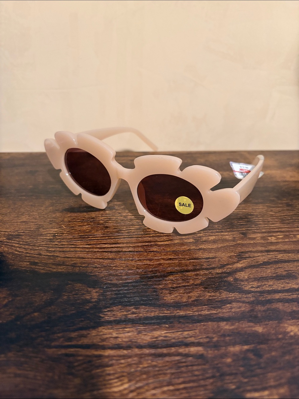 RSQ Floral Frame Sunglasses in Nude with Brown Lenses